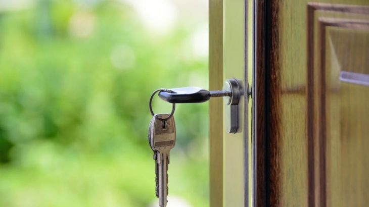 Tips for finding cheap locksmith services in London